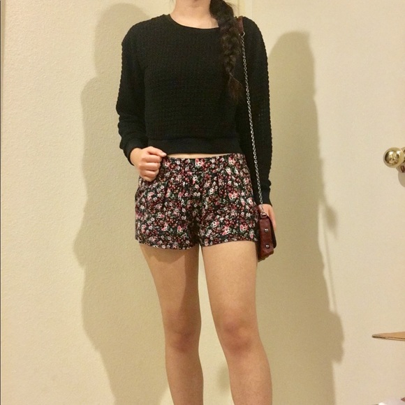 Floral Shorts - Picture 4 of 4
